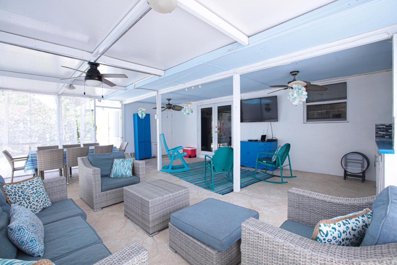 Beautiful Home With Pool And Outdoor Space West Palm Beach Exterior photo